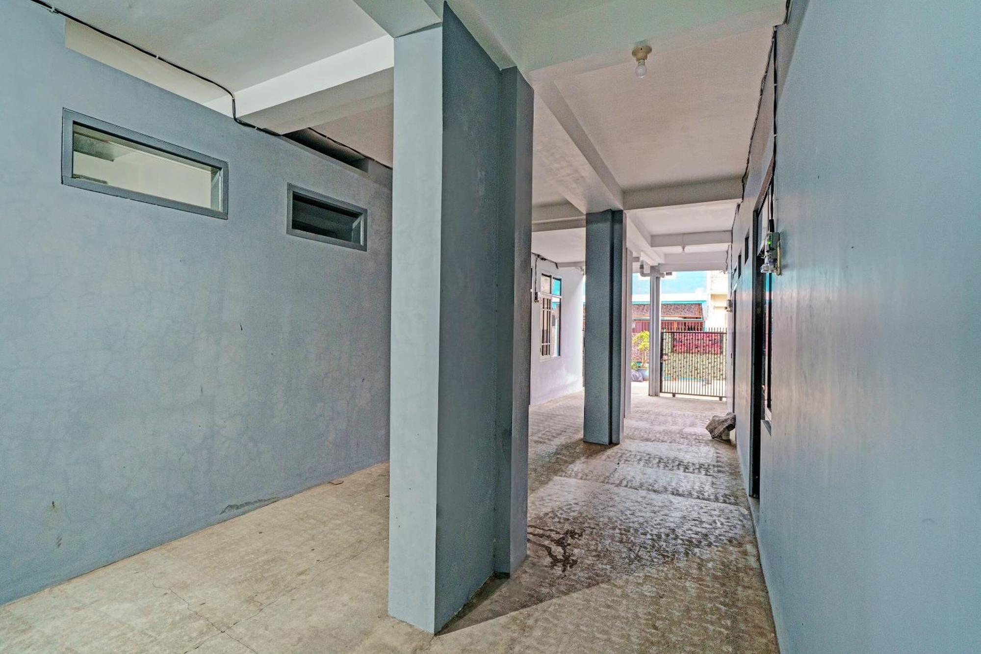 Oyo Life 91592 Aaliya Guest House Syariah Lebakwangi Exterior foto